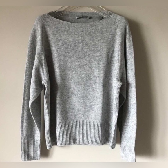 $295 NWT Vince Wool Cashmere Boat- Neck Heather Gray Sweater - Picture 3 of 8